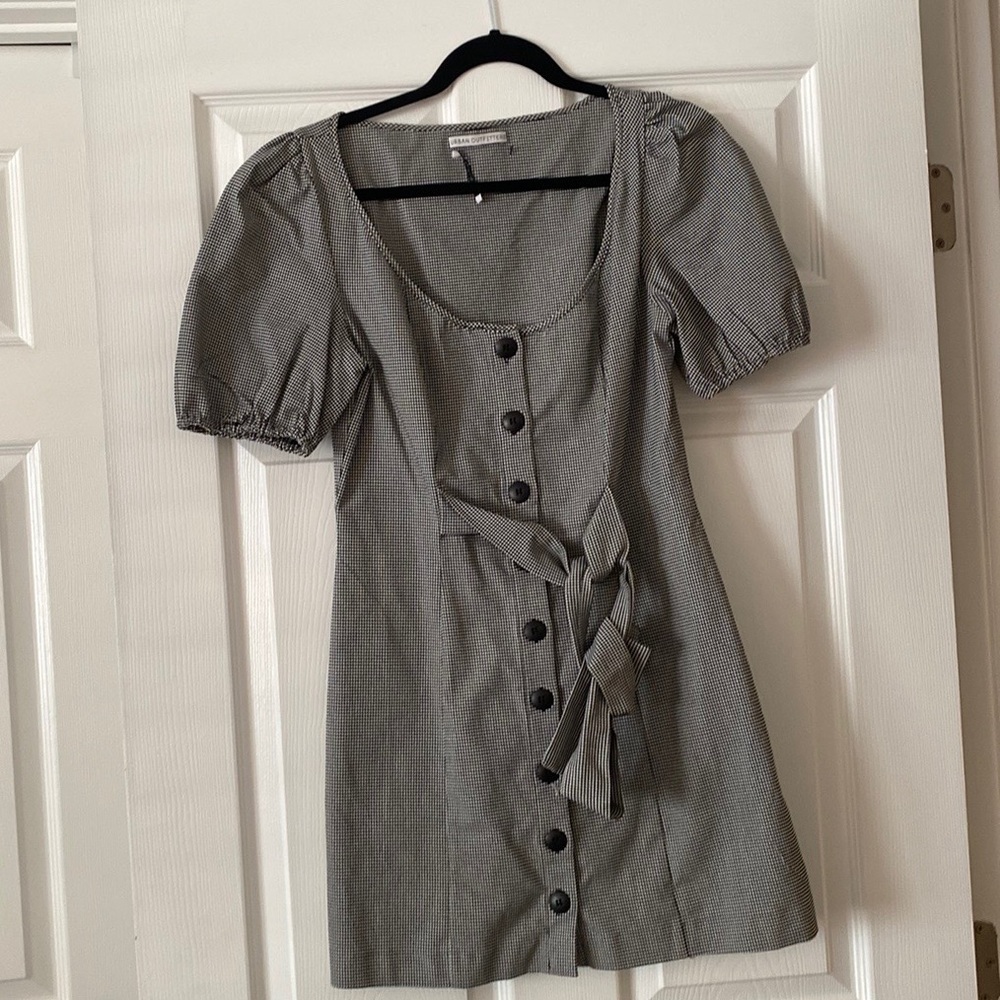 Pattern mini dress with puff sleeve